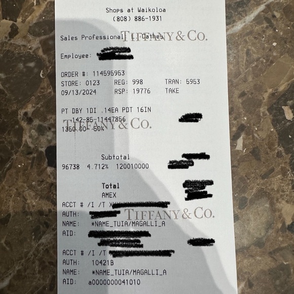 Elsa Peretti®
Diamonds by the Yard® Single Diamond Pendant - Picture 4 of 4